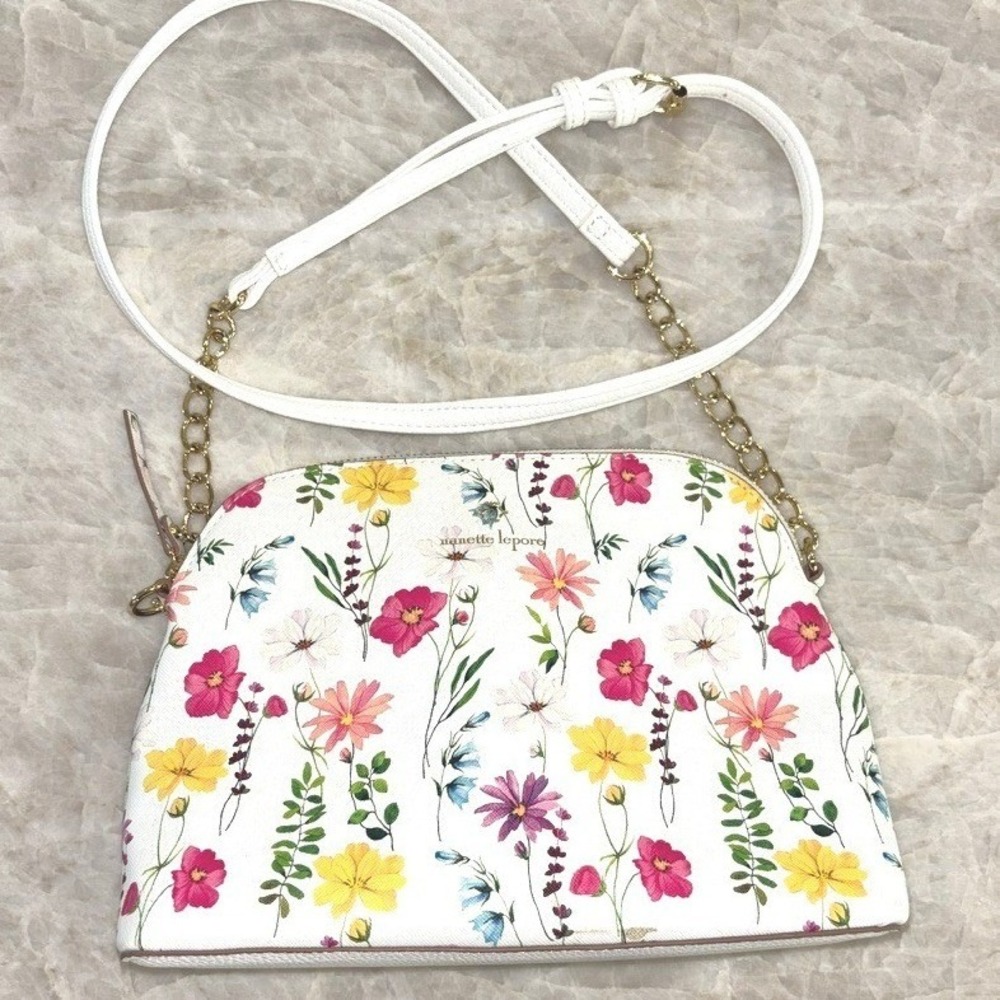 Nanette Lepore Floral Dome Crossbody Bag White Saffiano Gold Chain Strap Purse